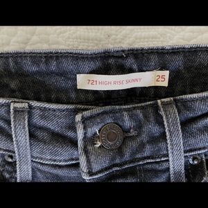 Levi’s 721 High Rise Skinny